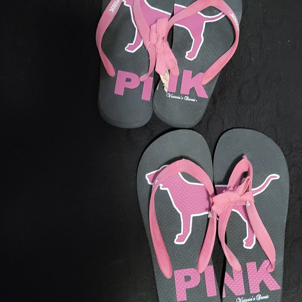 VICTORIA'S SECRET "PINK DOG LOGO" WOMEN FLIP FLOPS - SIZE MEDIUM - NWOT - Picture 3 of 6
